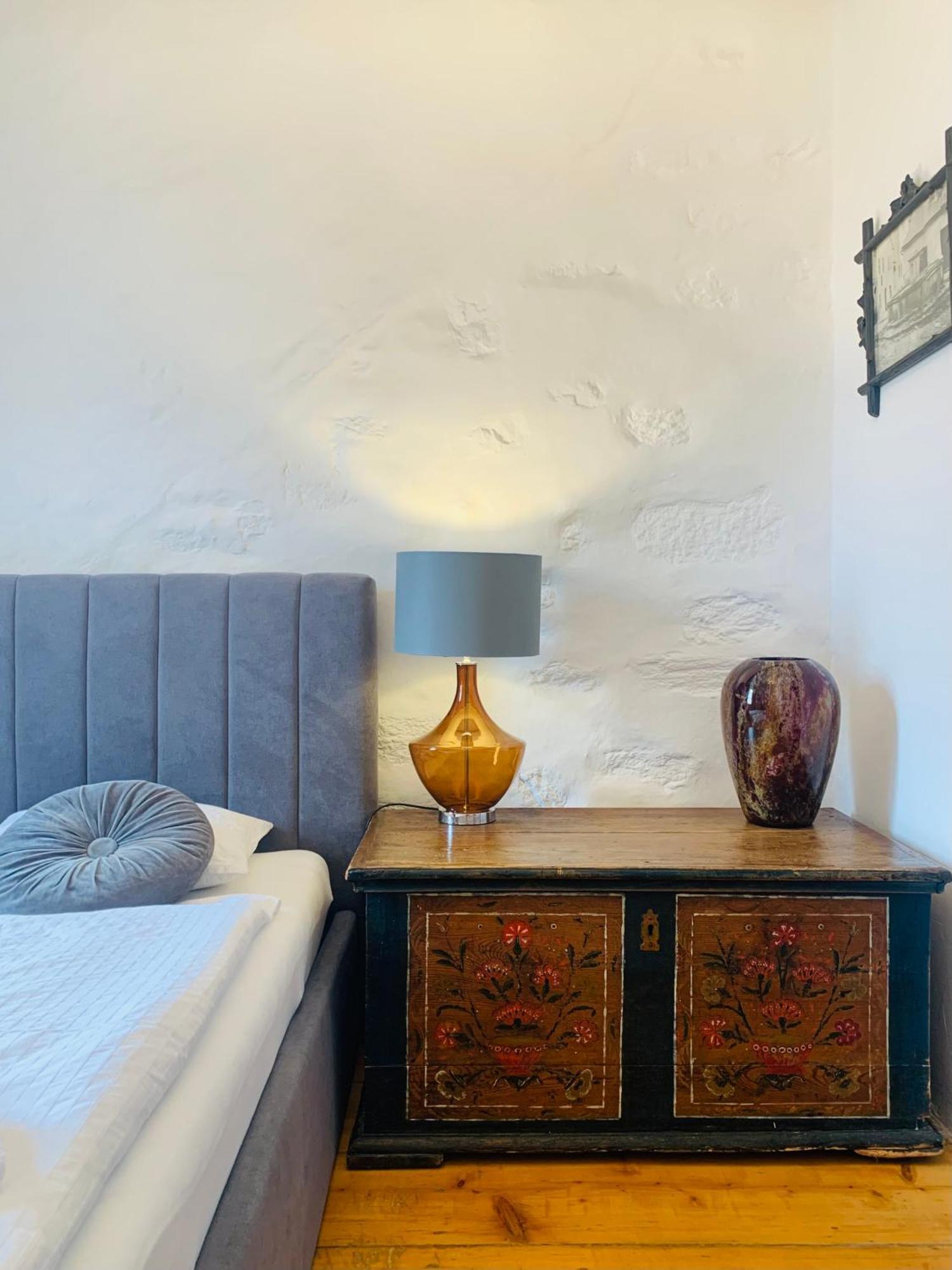 Boutique Apartments U Rolanda, Mikulasske Namesti ズノイモ エクステリア 写真