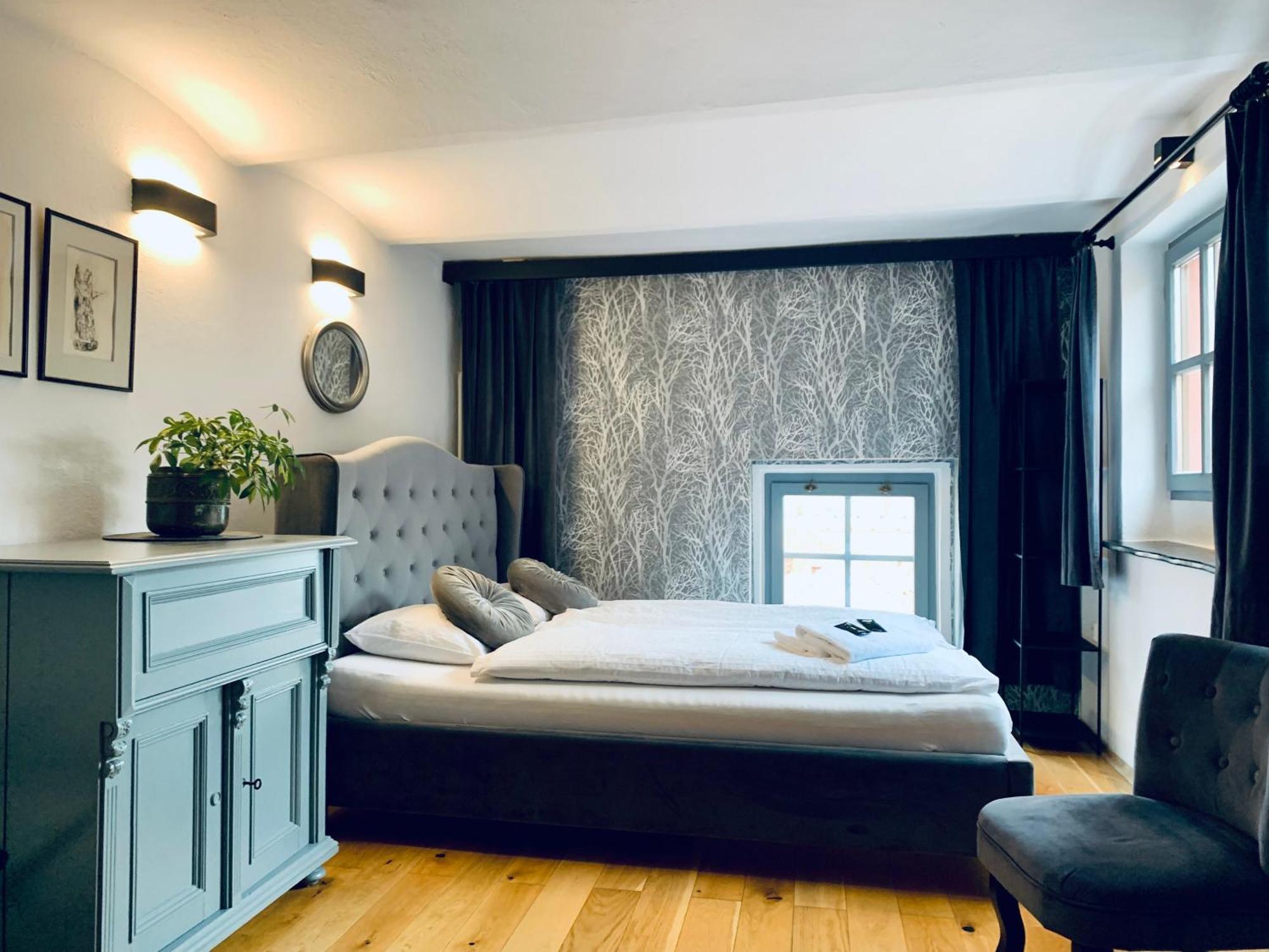 Boutique Apartments U Rolanda, Mikulasske Namesti ズノイモ エクステリア 写真