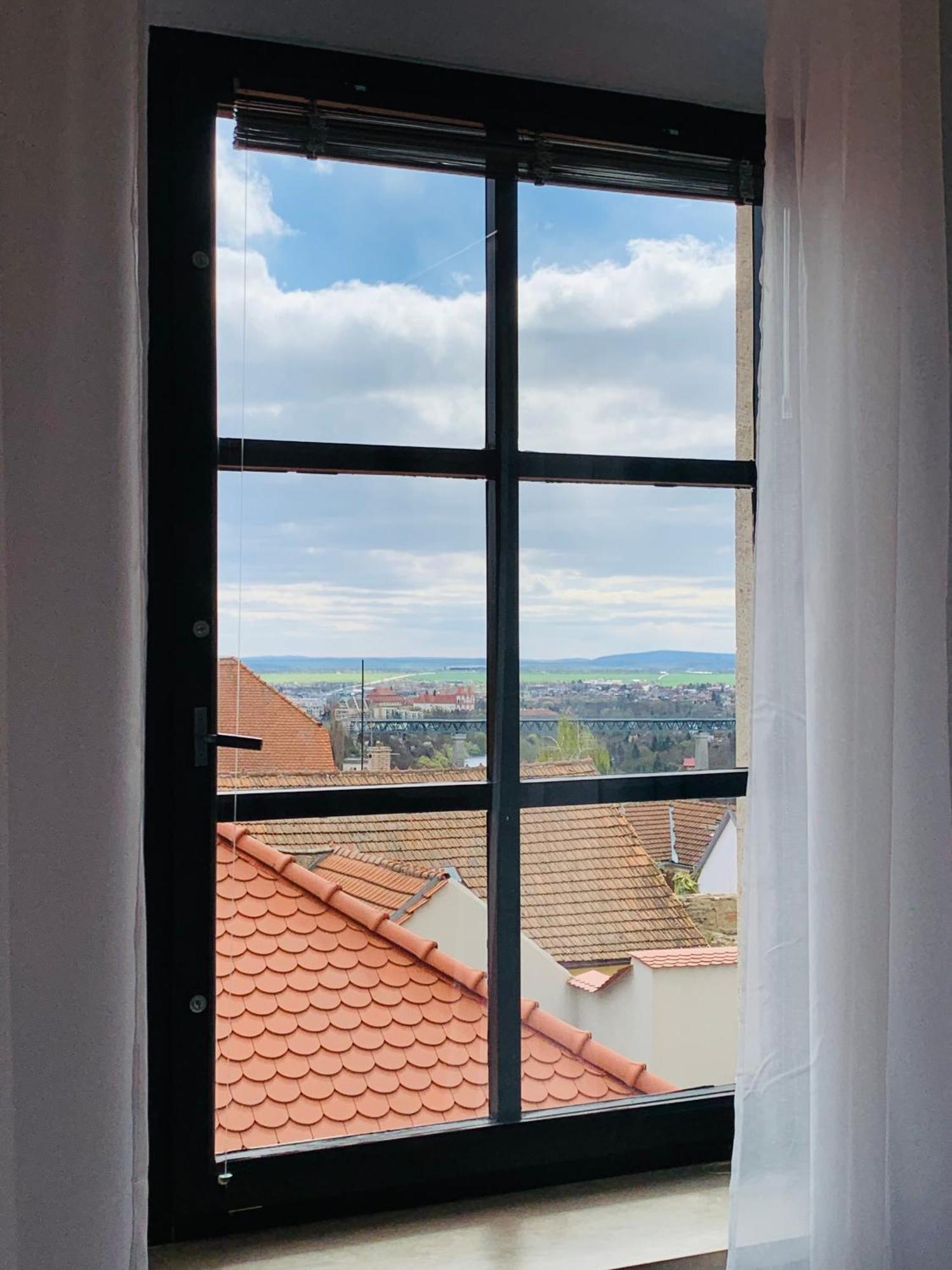 Boutique Apartments U Rolanda, Mikulasske Namesti ズノイモ 部屋 写真