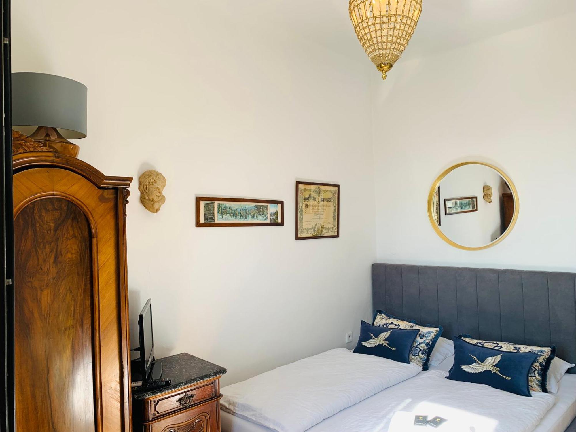 Boutique Apartments U Rolanda, Mikulasske Namesti ズノイモ 部屋 写真